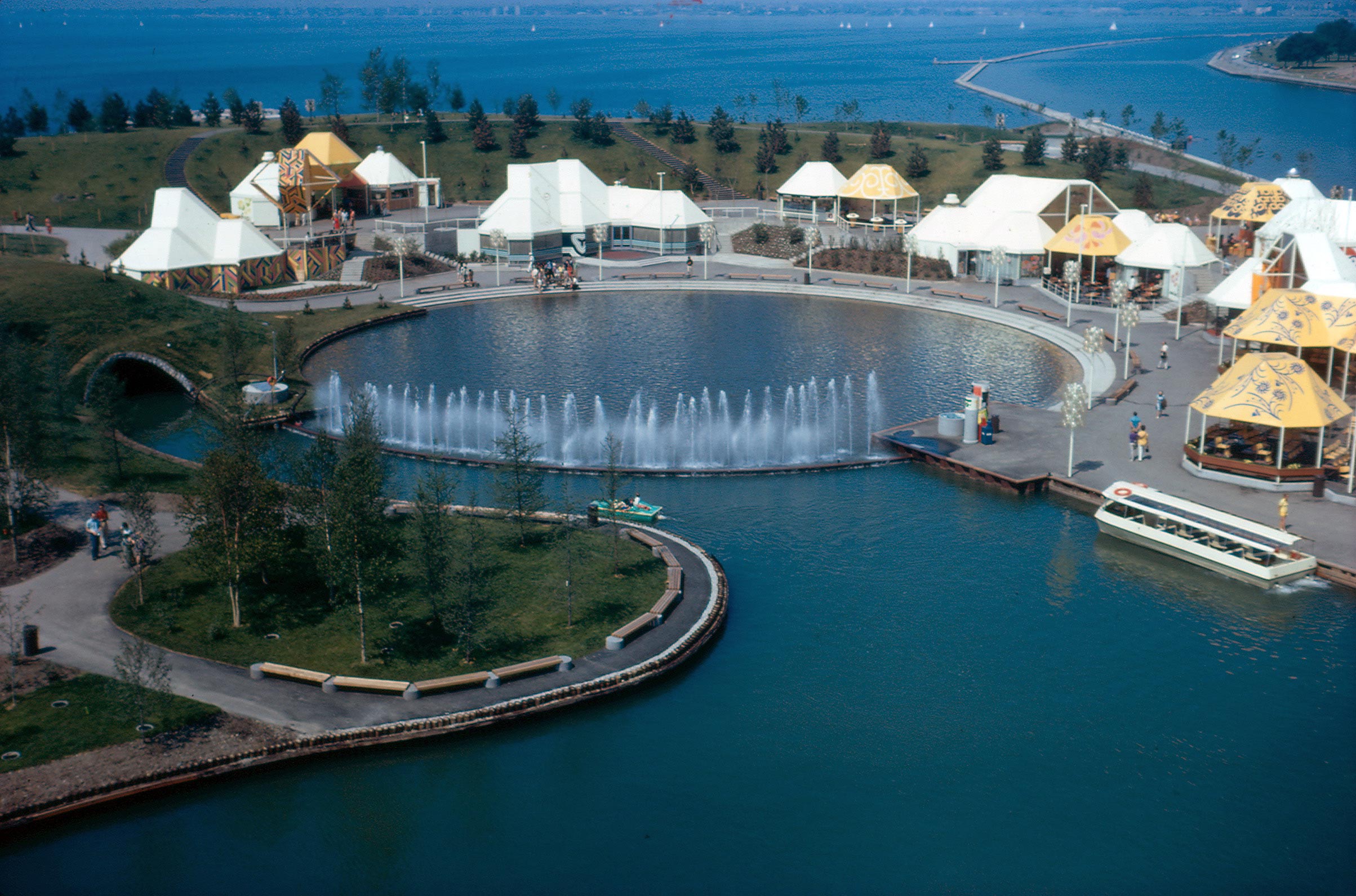 Cinesphere and Pods, Ontario Place