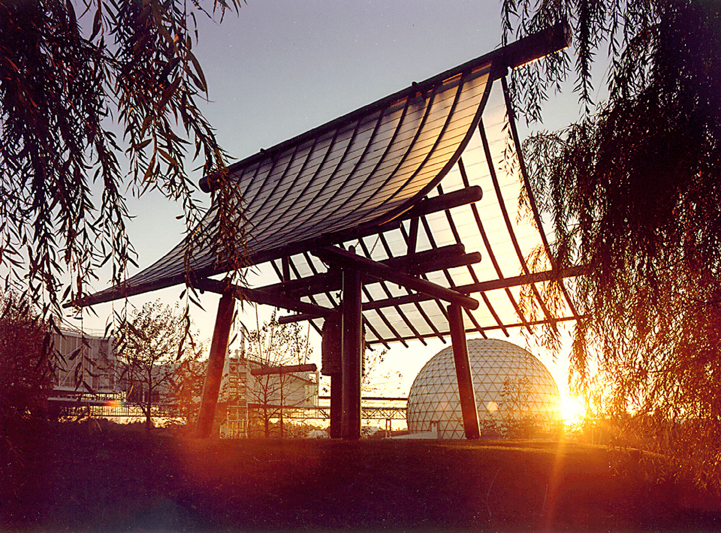 Goh Ohn Bell, Ontario Place