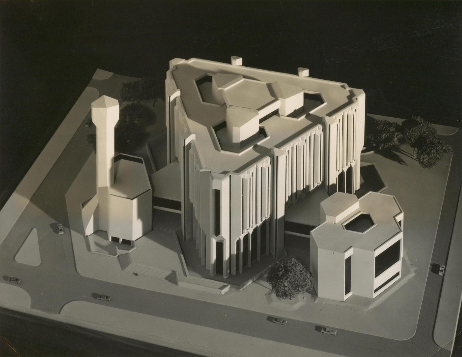 John P. Robarts Library, University of Toronto