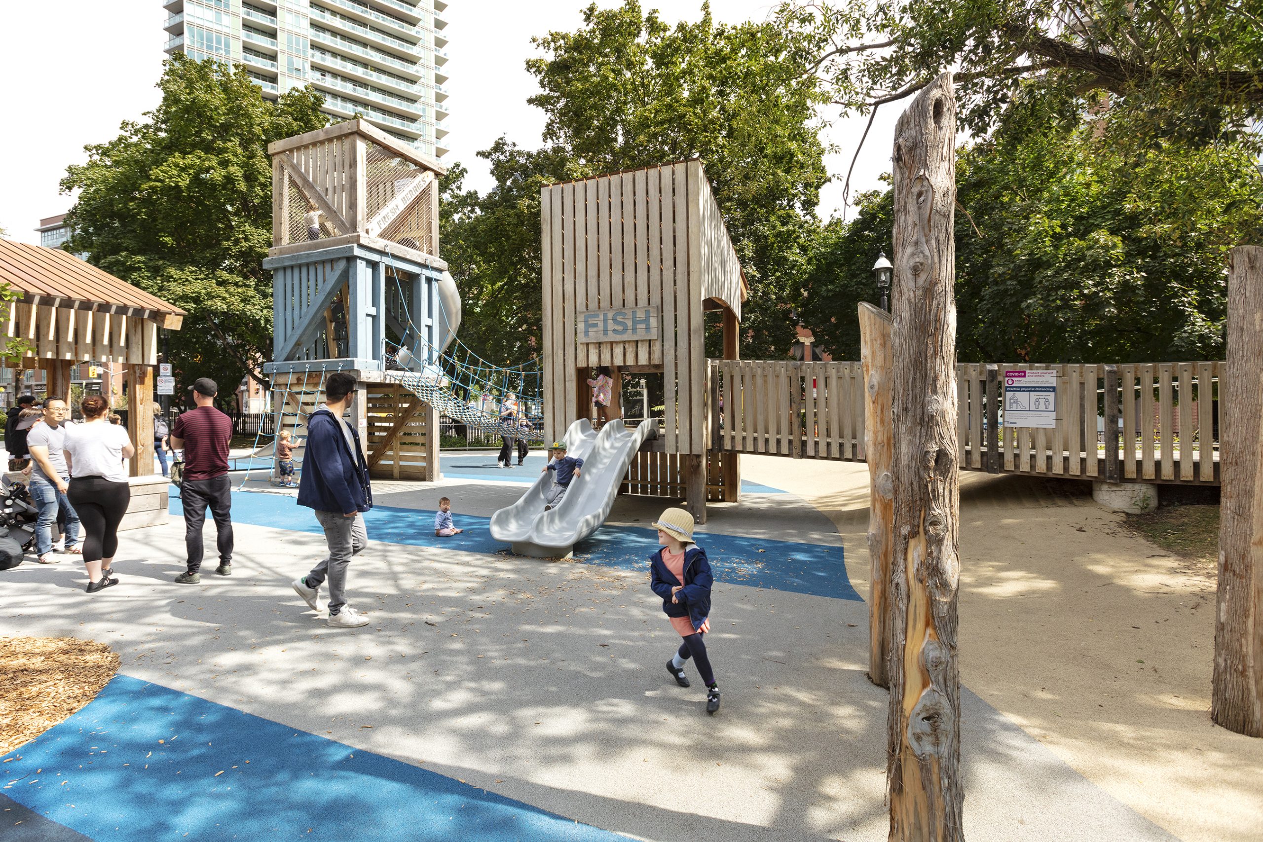 Photo by Krista Jahnke, courtesy of PMA Landscape Architects.
